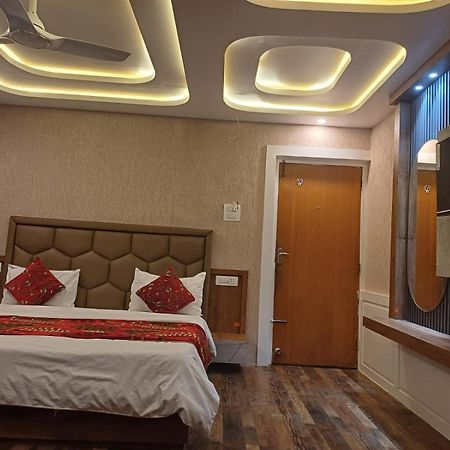 Hotel Manora Palace Srīnagar Eksteriør billede